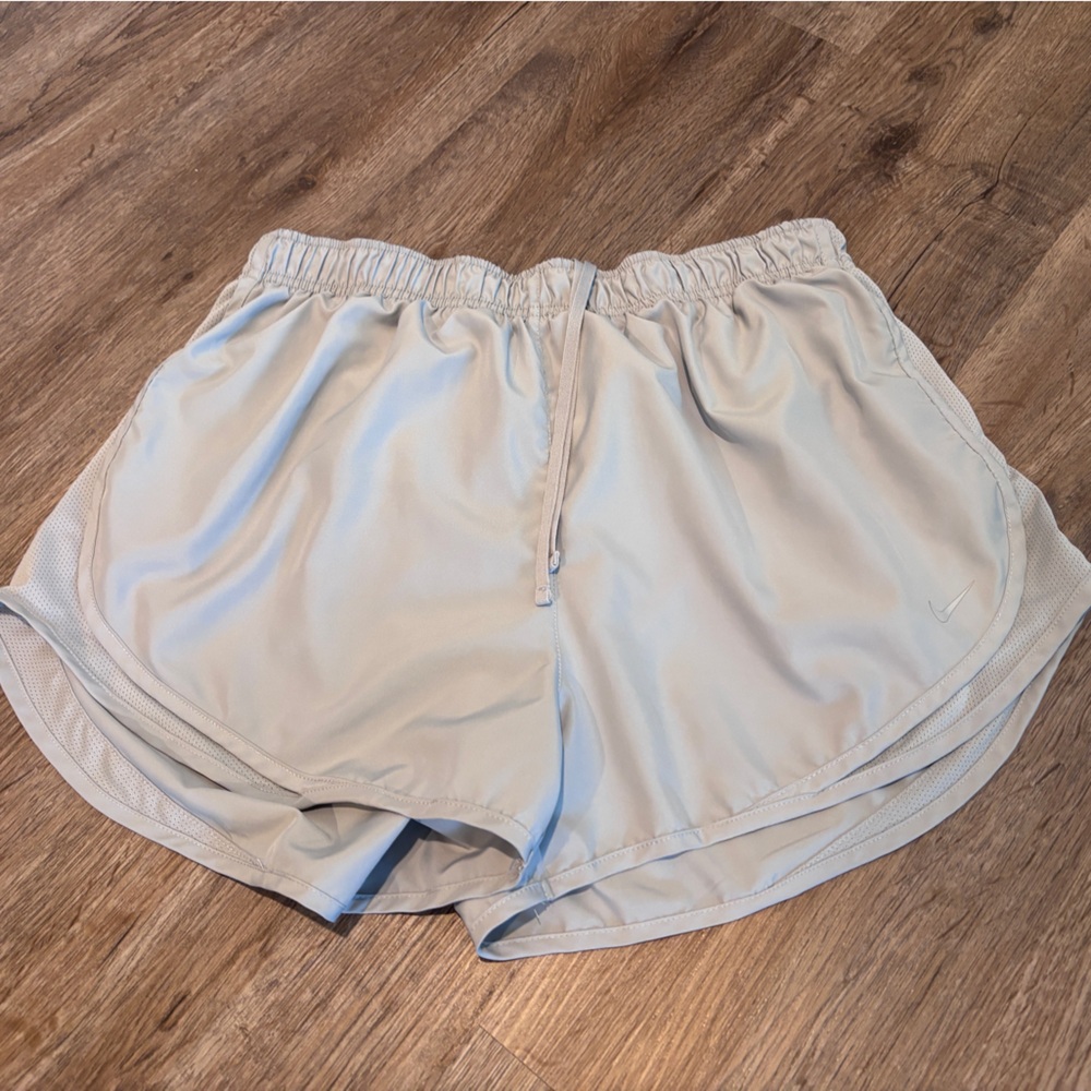 Nike Women's Athletic Shorts in Light Gray